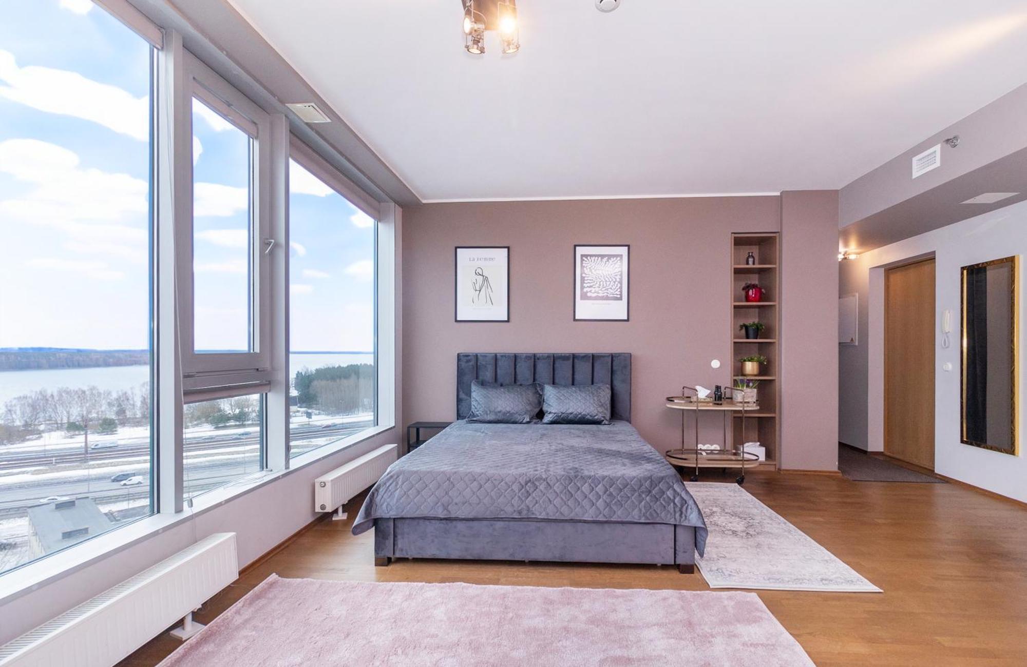 Revalia Fahle Airport Bus-Station Apartments With Best Views Экстерьер фото