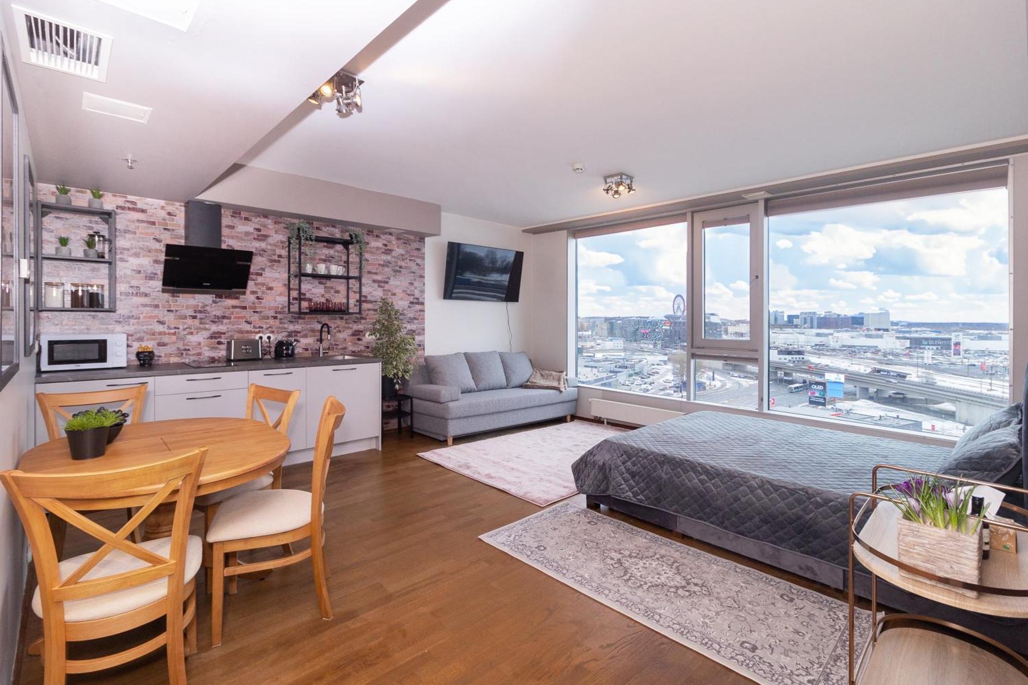 Revalia Fahle Airport Bus-Station Apartments With Best Views Экстерьер фото