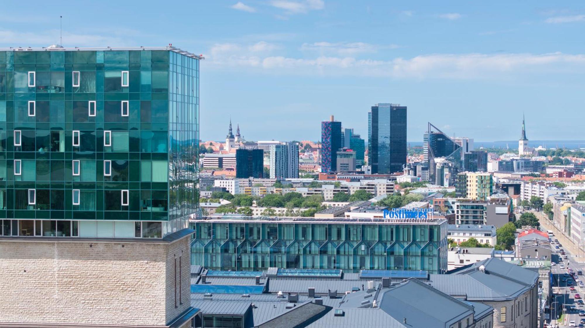 Revalia Fahle Airport Bus-Station Apartments With Best Views Экстерьер фото