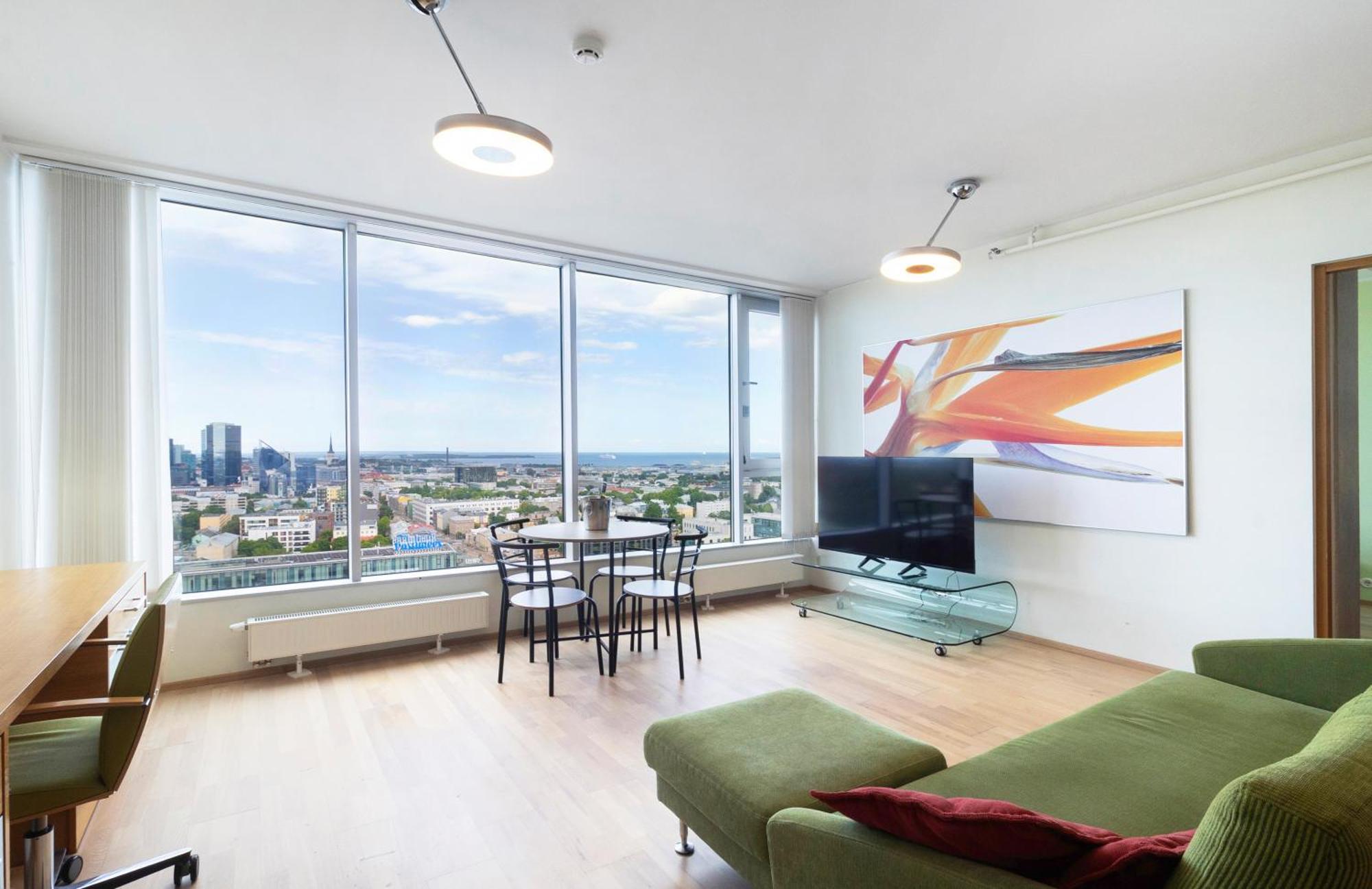 Revalia Fahle Airport Bus-Station Apartments With Best Views Экстерьер фото