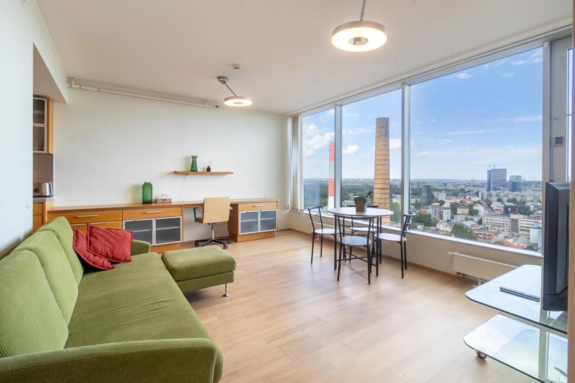 Revalia Fahle Airport Bus-Station Apartments With Best Views Экстерьер фото
