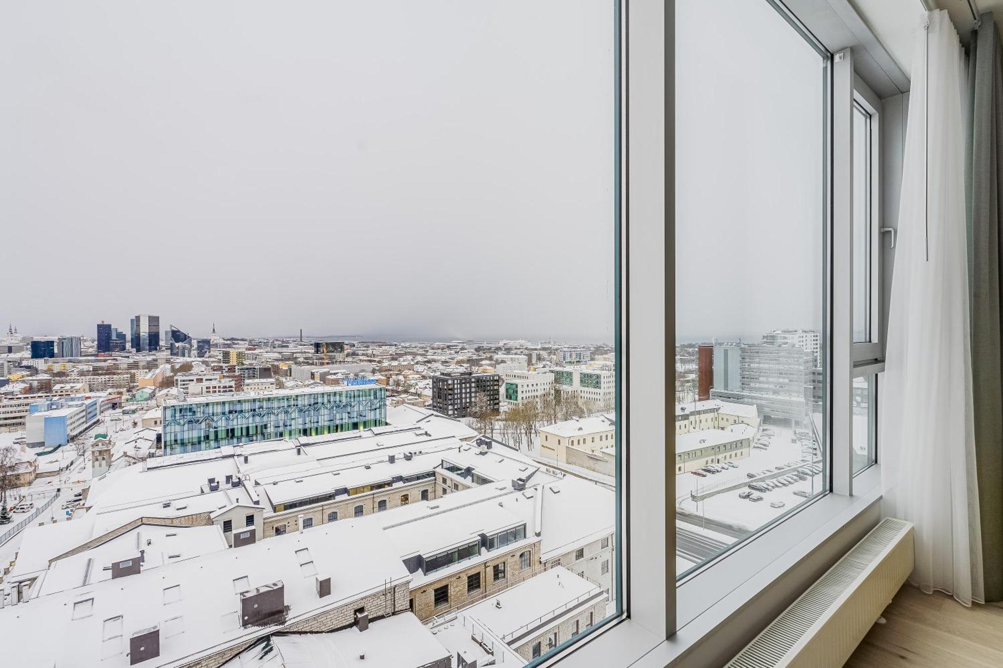Revalia Fahle Airport Bus-Station Apartments With Best Views Экстерьер фото